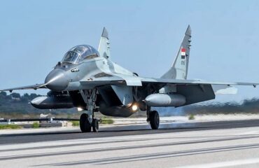 К западу от Крита пошли боевые учения (фото)