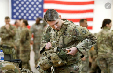 Конгрессмен США проговорился о военных на украинской границе