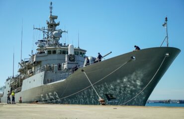 Греческий фрегат SPETSAI прибыл в Хайфу