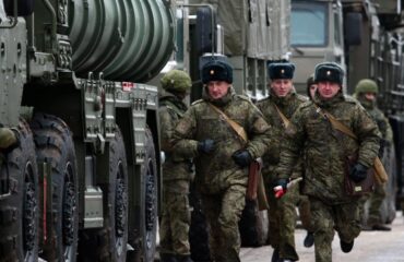 Москва опровергла сообщения о том, что собирает войска на границе с Украиной 