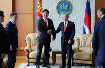 Владимир Путин проведет переговоры со своим монгольским коллегой Ухнаагийн Хурэлсухом