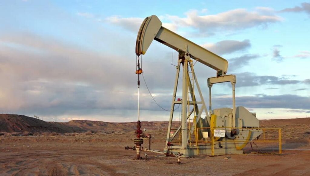 Египет ищет нефть в пустыне: сделка на 3,5 миллиарда долларов
