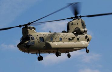 Снят с вооружения последний голландский транспортный вертолет CH-47D Chinook 