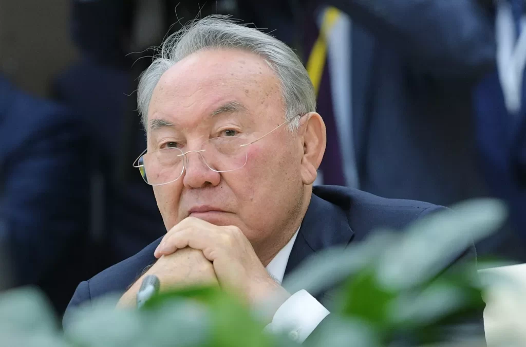 Экс-президент Казахстана Назарбаев: “Я нахожусь на заслуженном отдыхе и никуда не уезжал”