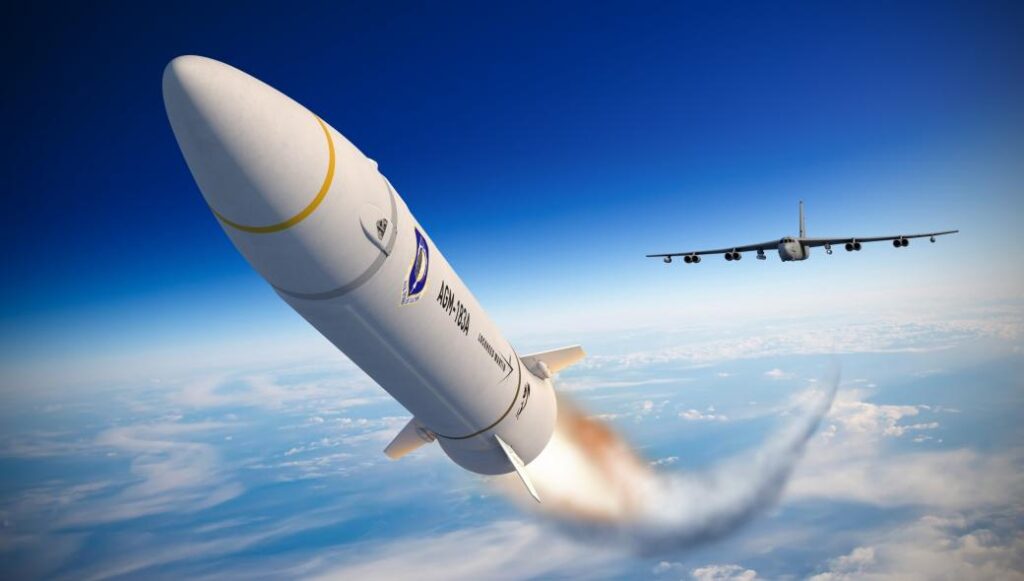 ARRW: США отстают от России, Китая и Северной Кореи в сверхзвуковом оружии