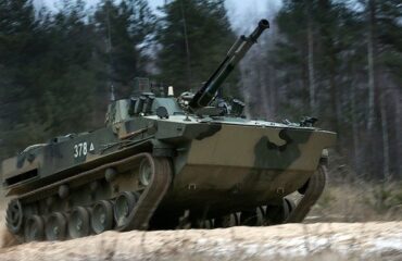 Боевые машины БМД-4М помогут миротворцам в Казахстане