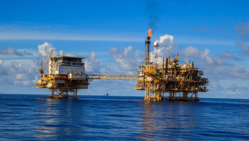 Цена на нефть достигла максимума с октября 2014 года