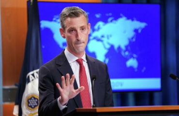 В Госдепе пригрозили ответить, если Китай поможет России смягчить санкции