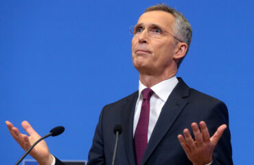 Генсек НАТО Йенс Столтенберг получил премию за урегулирование конфликтов