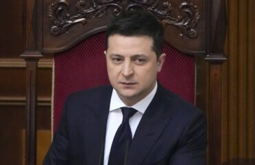 Зеленский: “Настал решающий момент, чтобы раз и навсегда закрыть многолетнюю дискуссию и принять решение о членстве Украины в ЕС”  