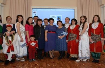 Греки за Полярным кругом: безупречный греческий и любовь к Греции из России!