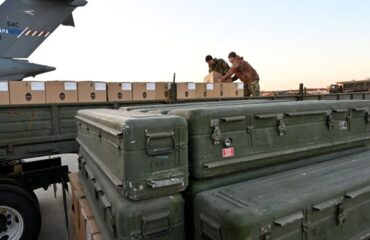 Борис Джонсон собирается поставить Украине “более смертоносное вооружение”
