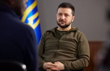 Зеленский дал интервью Би-би-си: “Этот “русский мир” – это открытая российская война и миром там, извините, и не пахнет”