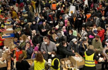 Более 5,5 млн беженцев покинули Украину с начала специальной военной операции РФ
