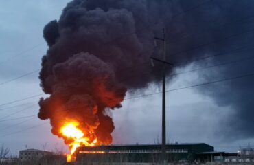 Почему ПВО не зафиксировали украинские вертолеты, из-за ударов которых начался пожар в Белгороде?