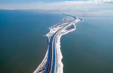 Медведев назвал анонсированием теракта угрозы удара по Крымскому мосту 