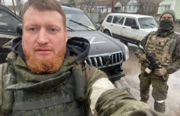 Военкор Пегов рассказал, как трофейные каски Азова” помогли российским штурмовикам зачистить позицию