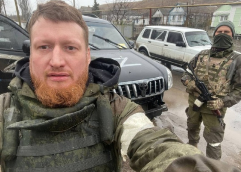 Военкор Пегов рассказал, как трофейные каски Азова” помогли российским штурмовикам зачистить позицию