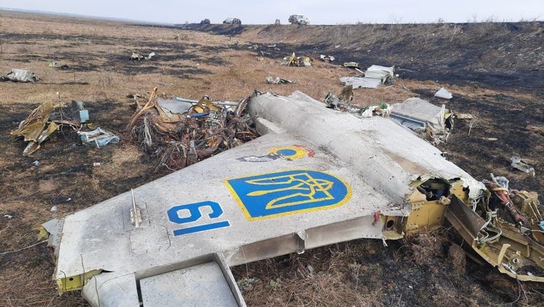 Российские военные нанесли удар по бронетанковому заводу в Киеве и ремонтным цехам в Николаеве