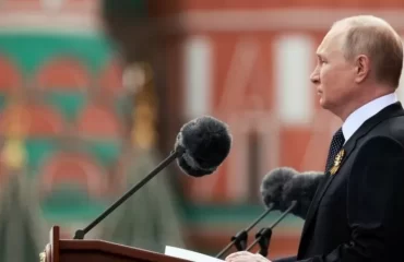 Путин выступил на военном параде Победы на Красной площади в Москве