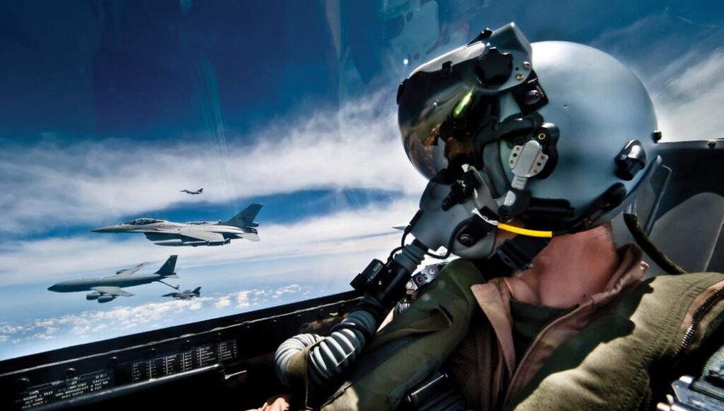Новая эра: JHMCS заменяются системами THALES