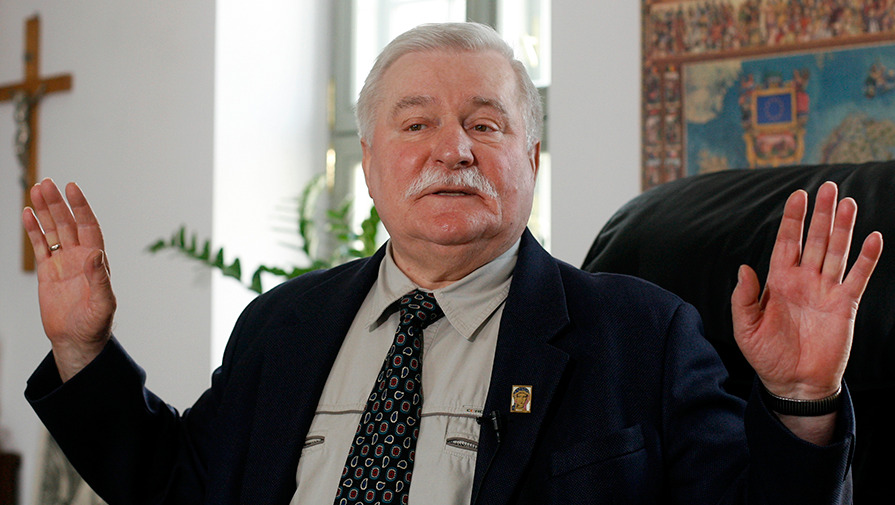 Экс-президент Польши считает, что ЕС должен самораспуститься