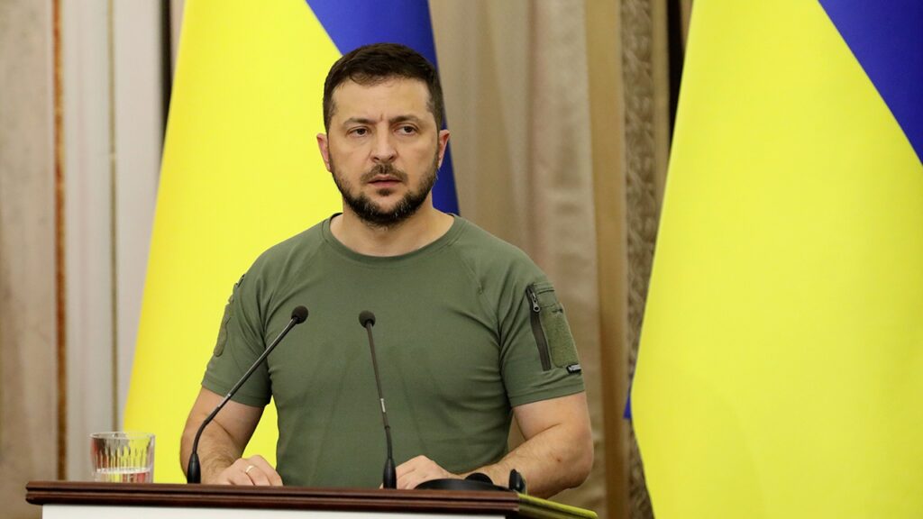 Пленный боевик «Азова»* обвинил Зеленского во лжи насчет обороны Мариуполя