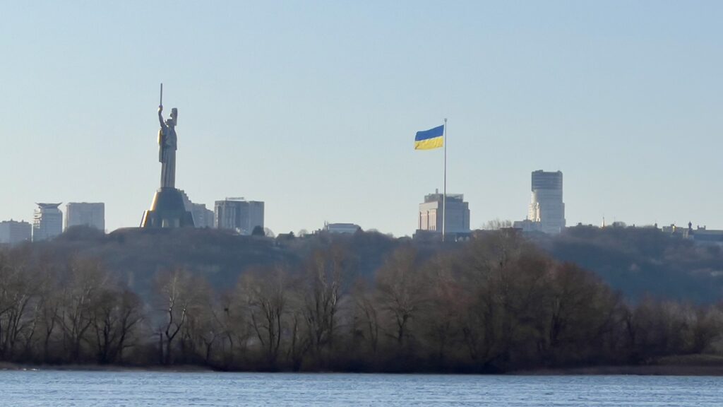 В Киеве призвали ЕС закрыть небо над Украиной