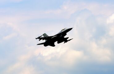 В НАТО вновь изучают идею предоставить Украине истребители F-16 и МиГ-29