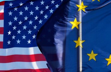 США и Евросоюз призвали к срочной деэскалации ситуации в Косово