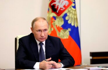 Путин освободил участников спецоперации от предоставления сведений о доходах и расходах