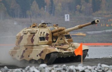 Минобороны России показало кадры уничтожения украинских боевиков самоходками «Мста-С»