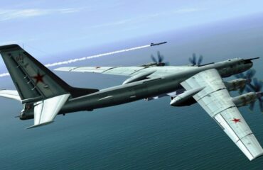 МО РФ показало кадры патрулирования Ту-95МС над нейтральными водами Берингова моря